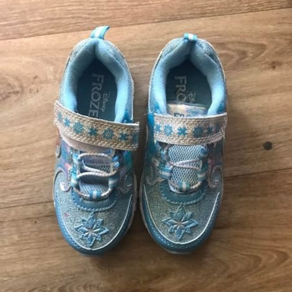 TODDLER light up sneakers